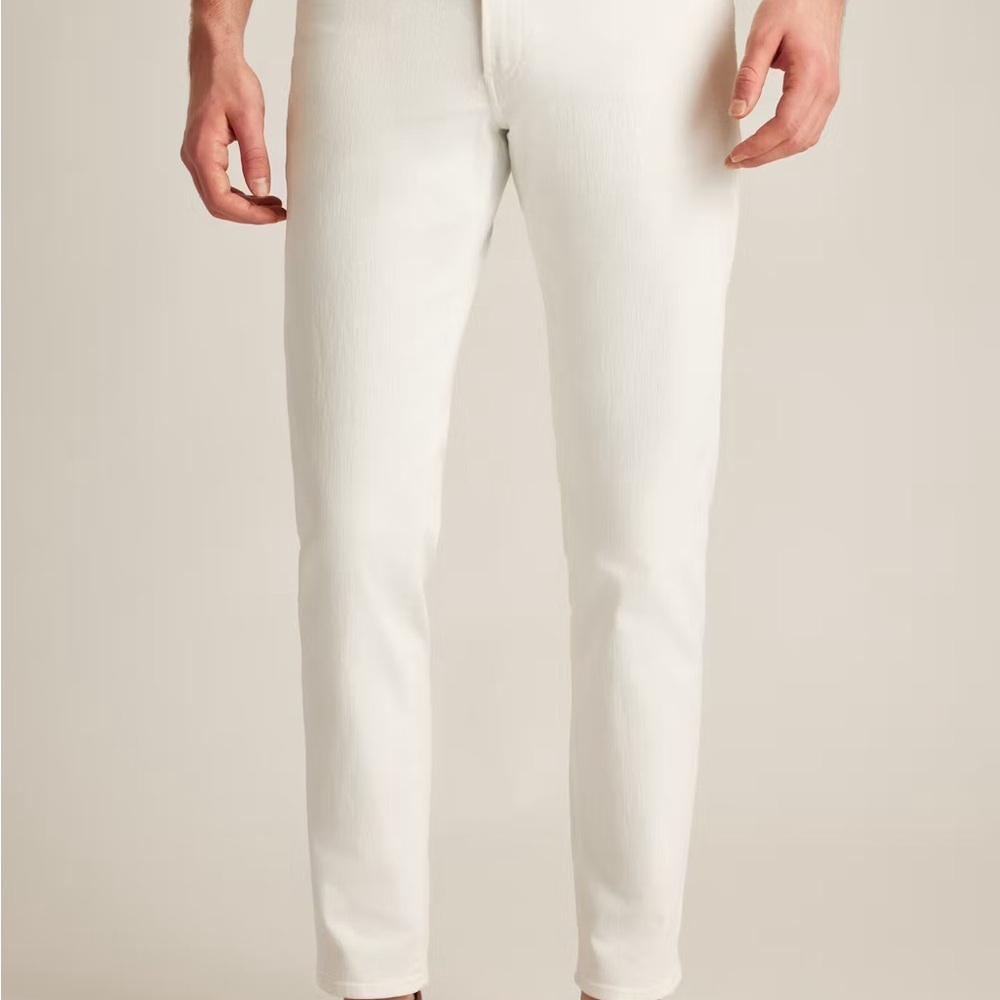 Bonobos Cloudy White Travel Jeans Modern Minimalist Style Never Worn